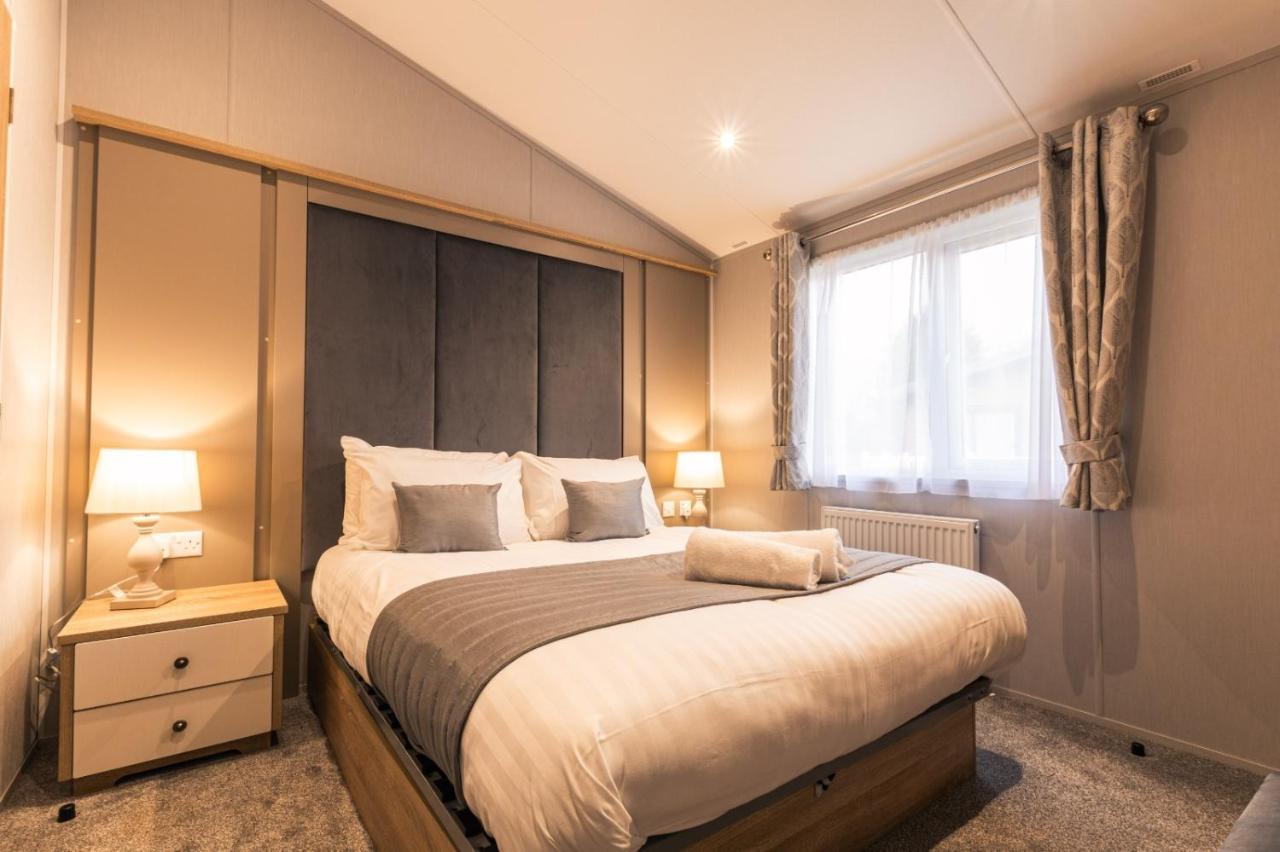 The Haven With Hot Tub Lodge York